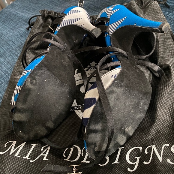 High heel dancing shoes, size 7 - Picture 2 of 4